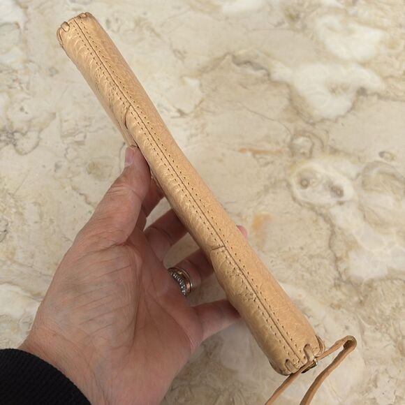 Kenneth Cole Leather Wallet - Picture 6 of 12